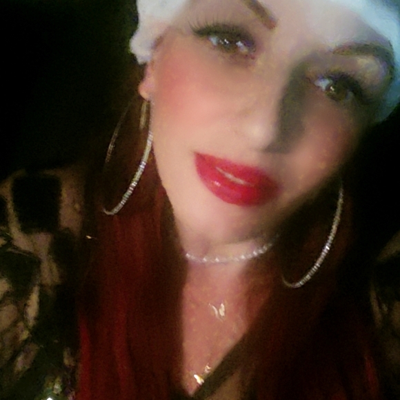 Meet your Posher, Sharon - Picture 10 of 10